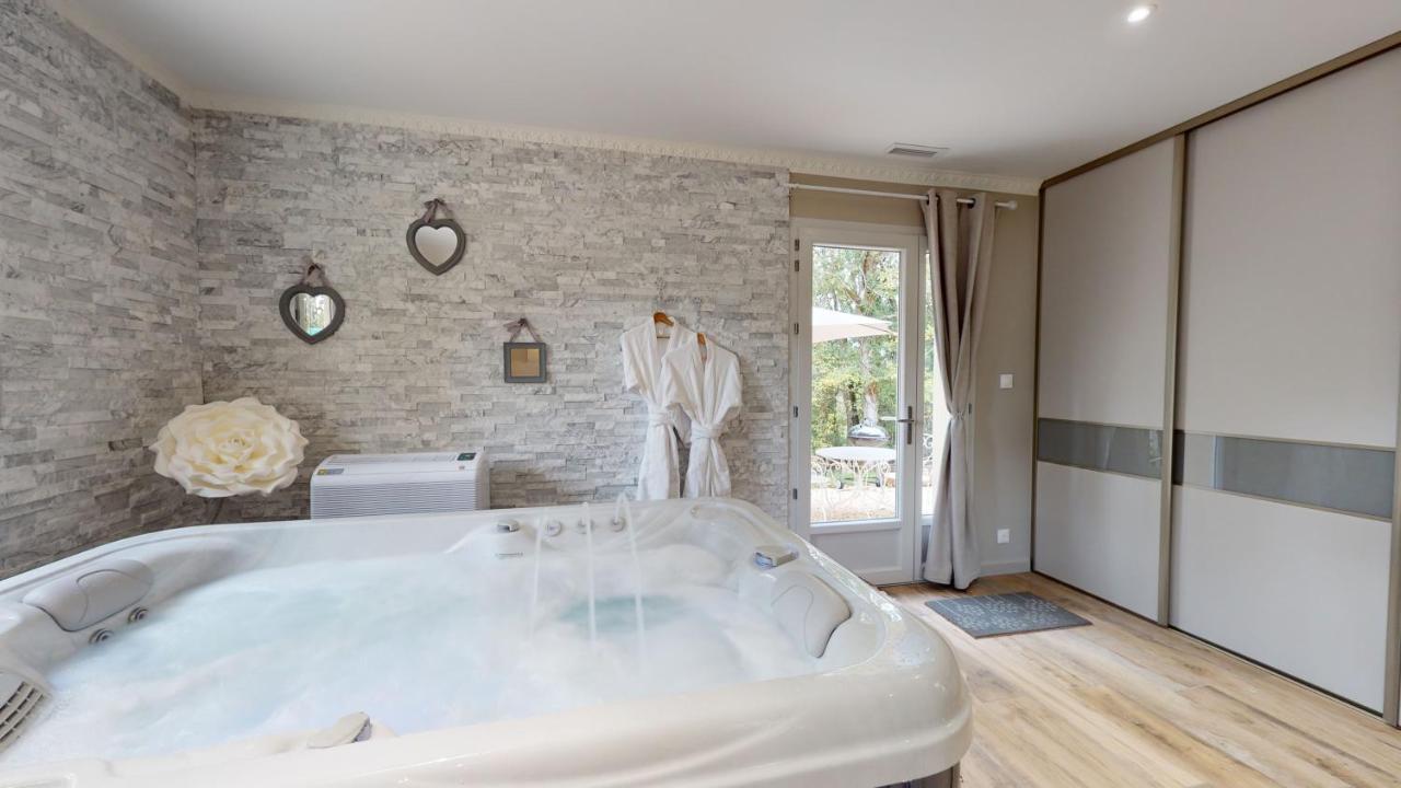 Gite Spa & Nature Saint-Chamassy Eksteriør bilde
